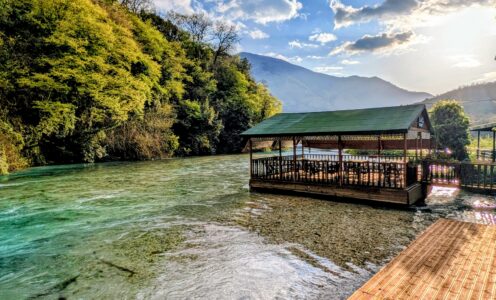 Albanie : mélange entre paysages alpins et méditerranéens