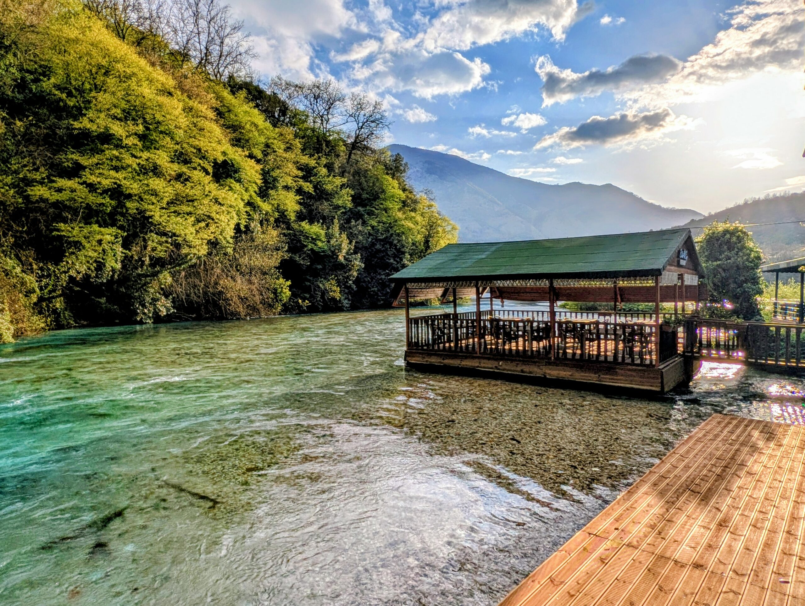 Albanie : mélange entre paysages alpins et méditerranéens